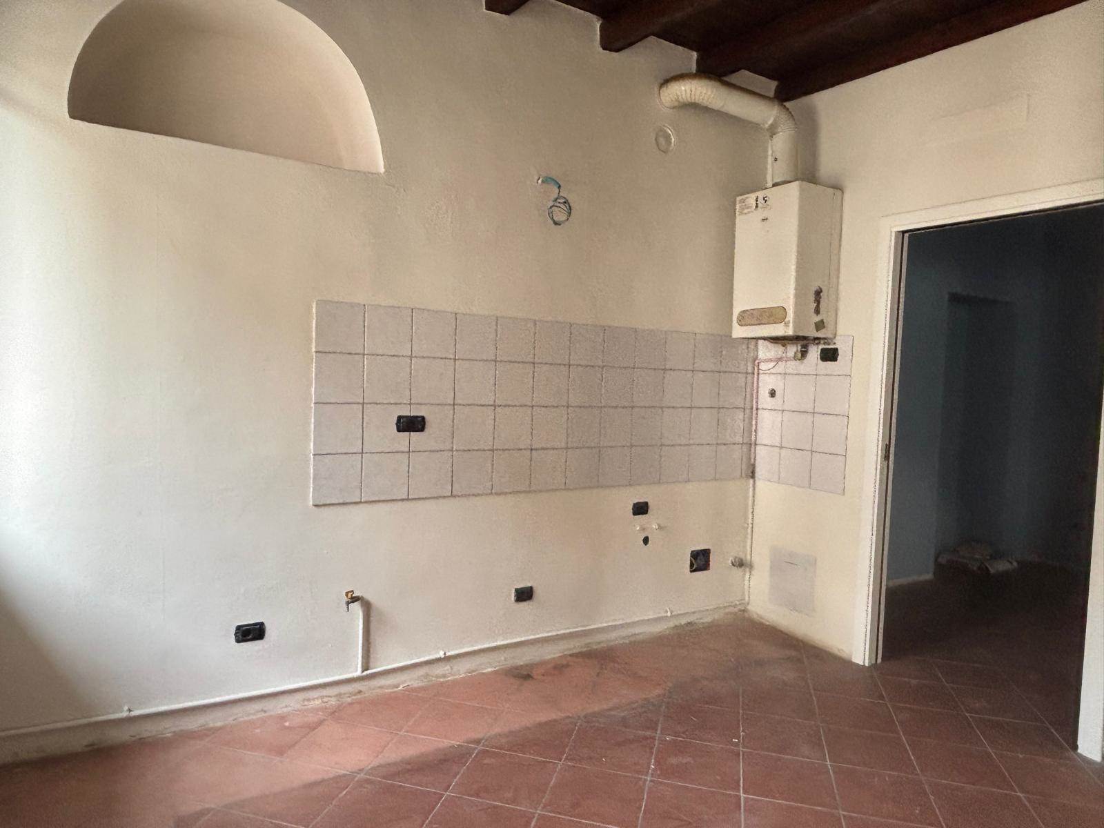 Immagine di copertina dell'immobile Vaprio d'adda – bilocale ristrutturato in corte storica con ampio solaio