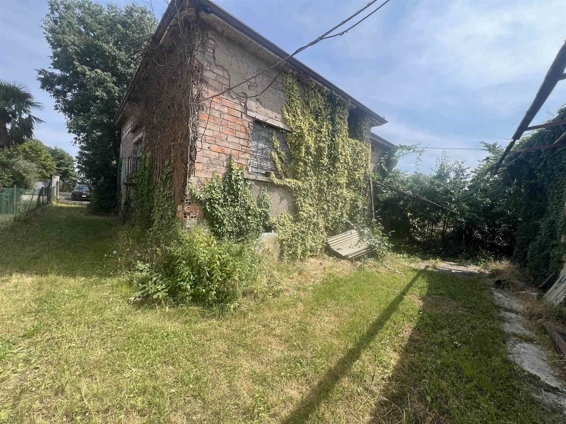 Immagine di copertina dell'immobile Villa Singola da Ristrutturare con Dépendance e Terreno Agricolo Confinante